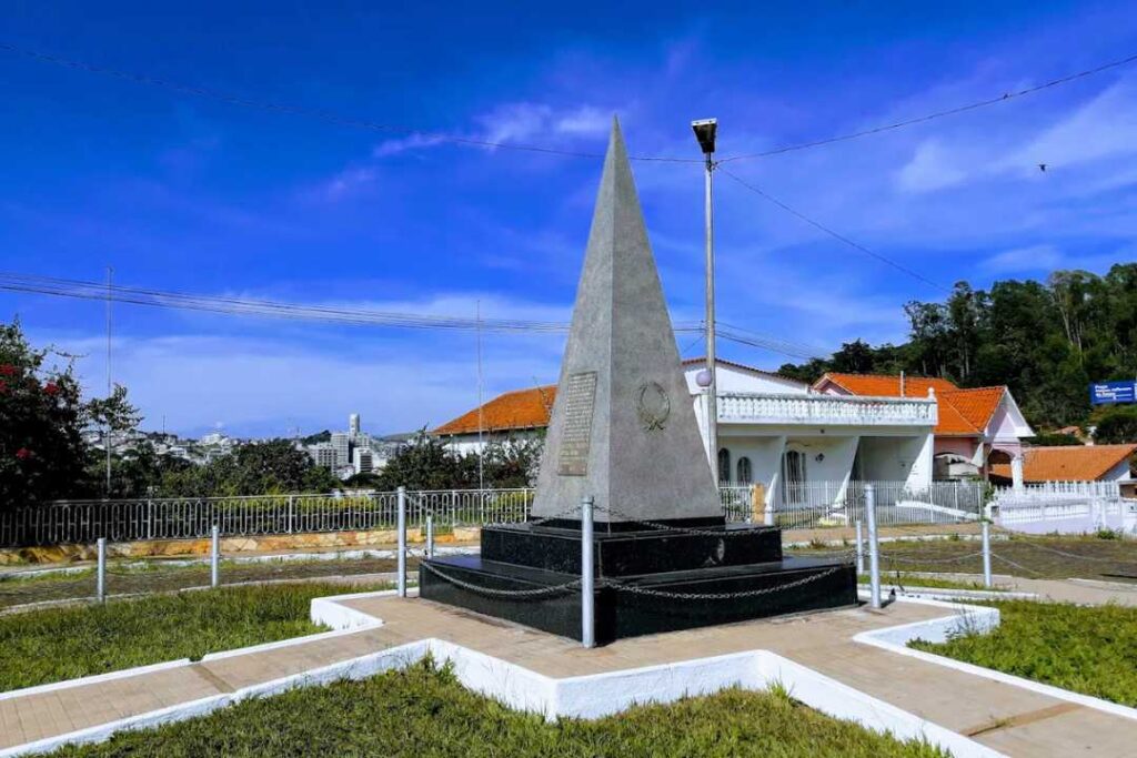 Foto Templo da Sociedade Brasileira de Eubiose em São Lourenço (2)